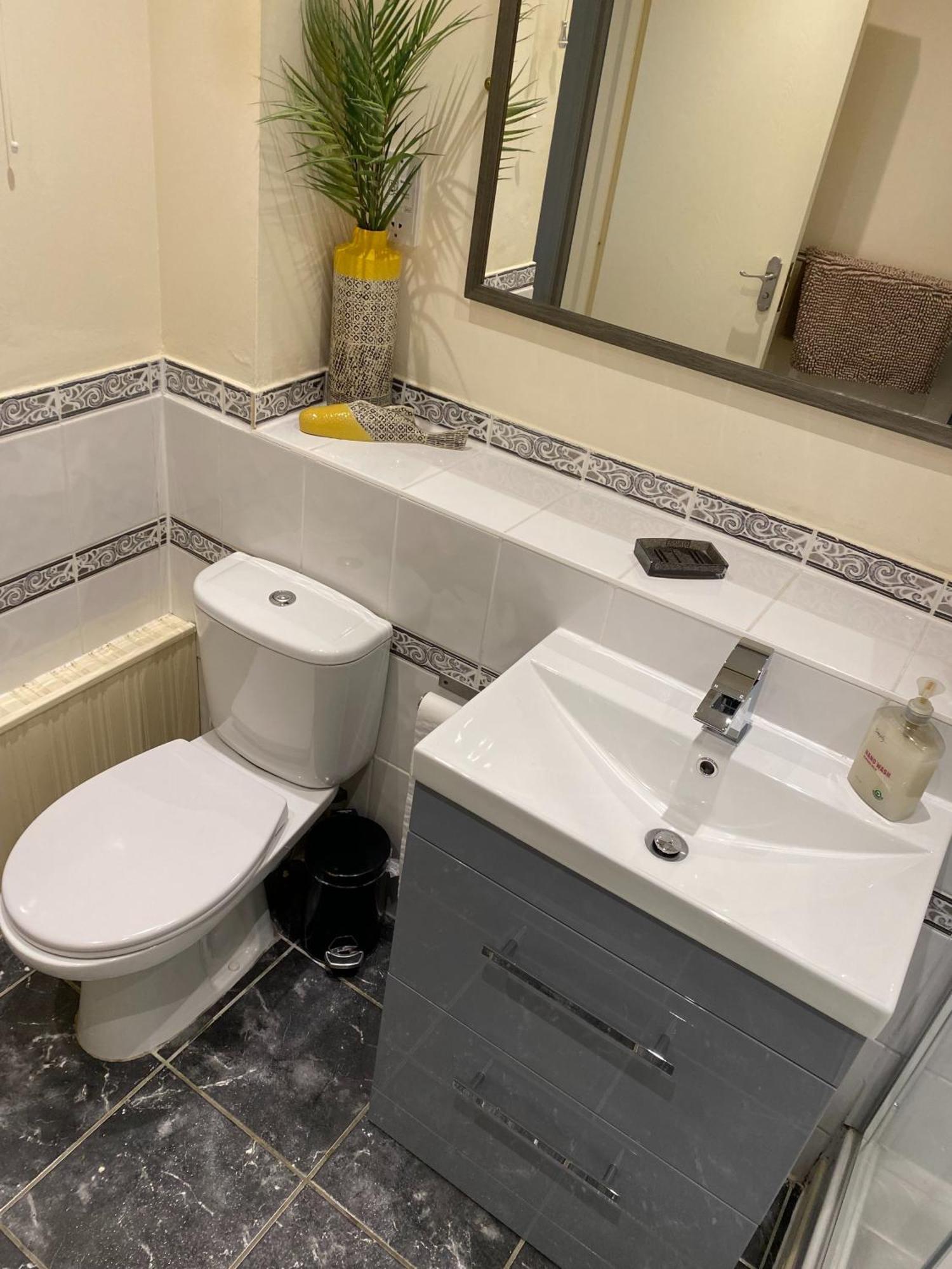 River Courtyard Apartment In The Heart Of Stneots Saint Neots Kültér fotó